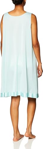 Women's Coloratura Sleeveless Short Gown