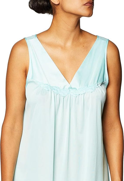 Women's Coloratura Sleeveless Short Gown